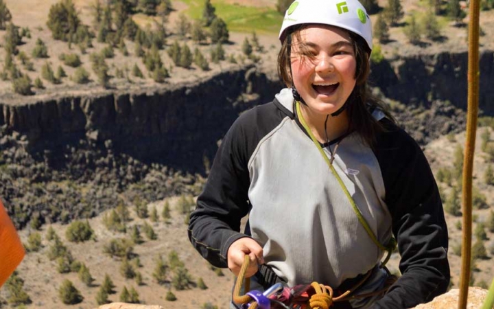 rock climbing adventure for teens in oregon